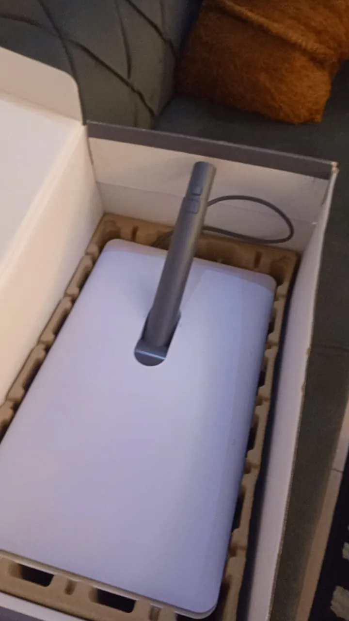 New Starlink kit unboxed for a home set-up